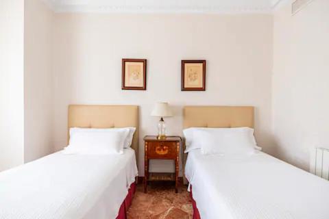 セビリアPuerta De Jerez II (Adults Only)アパートメント エクステリア 写真